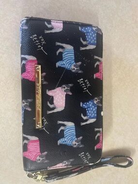 Betsey Johnson French Bulldog Zip Around Wristlet Wallet Black